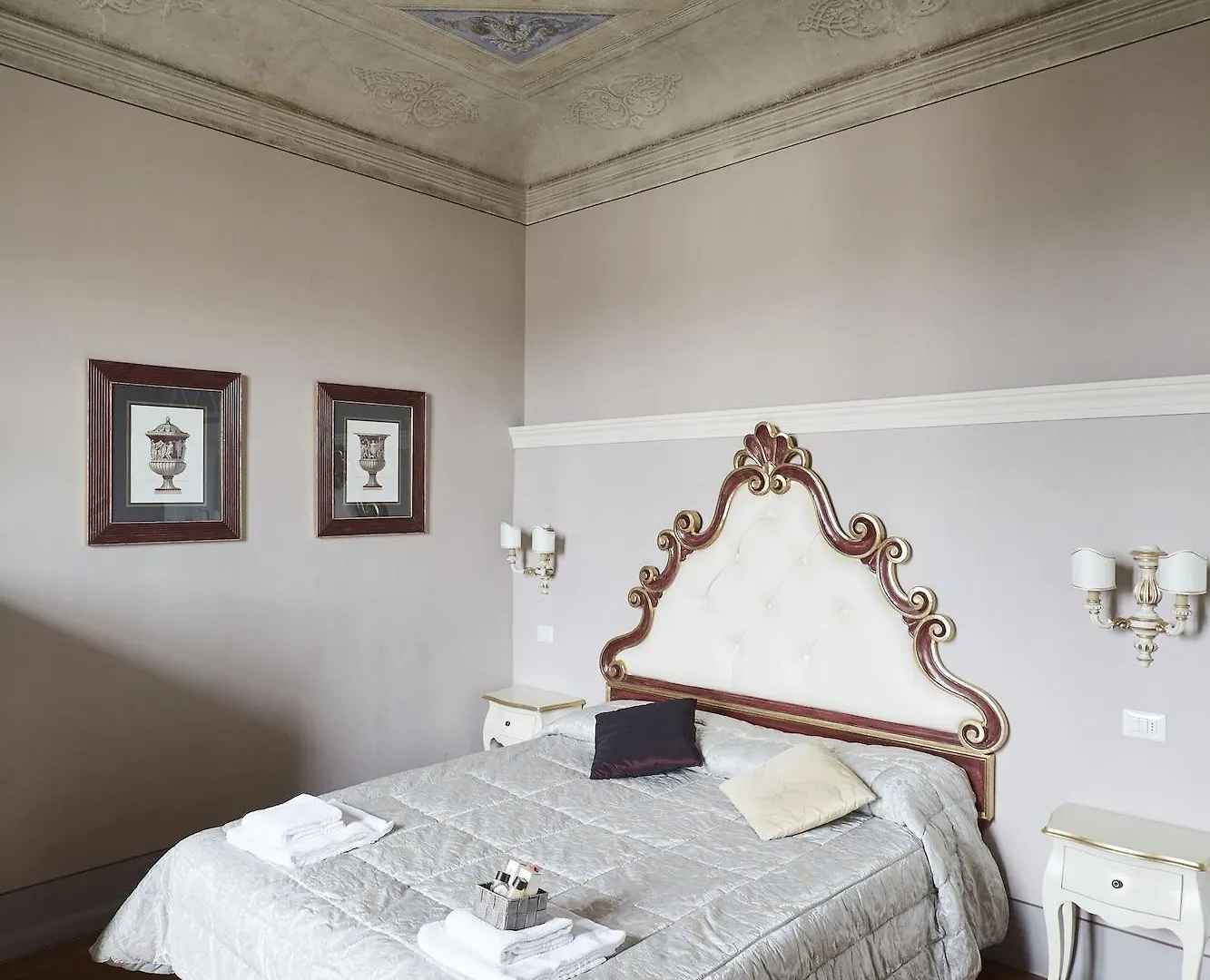 B&B I Quattro Poeti Italy